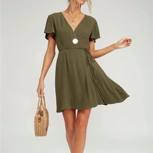 Lulu’s Olive Green Wrap Dress 👗